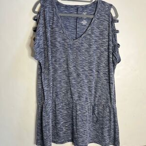 18/20 active wear top